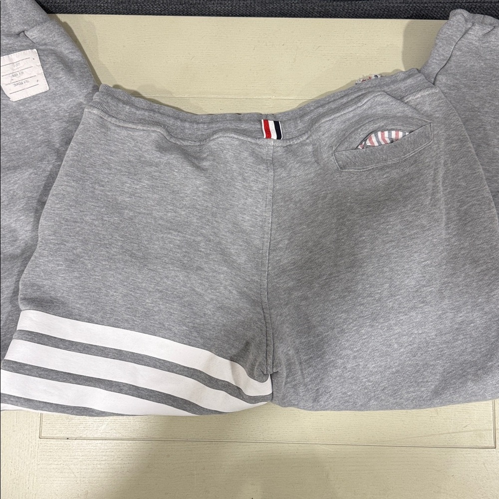 Thom Browne pants - Picture 5 of 9